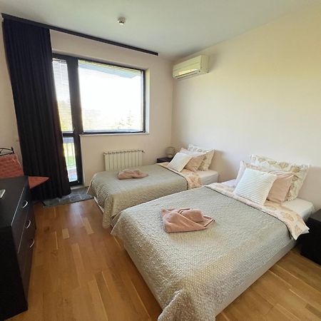 Pravets Lake Panorama Apartments מראה חיצוני תמונה