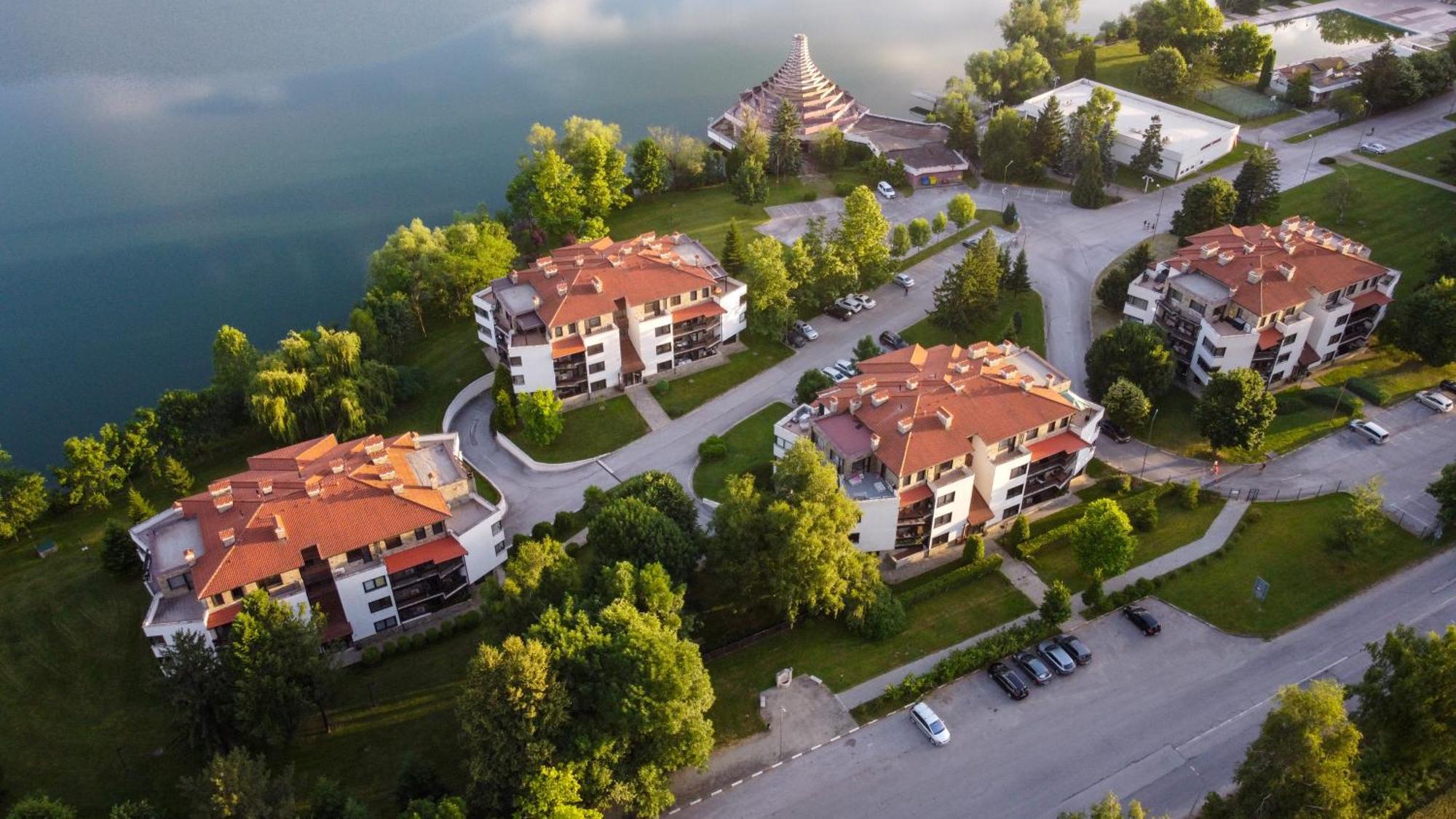 Pravets Lake Panorama Apartments מראה חיצוני תמונה